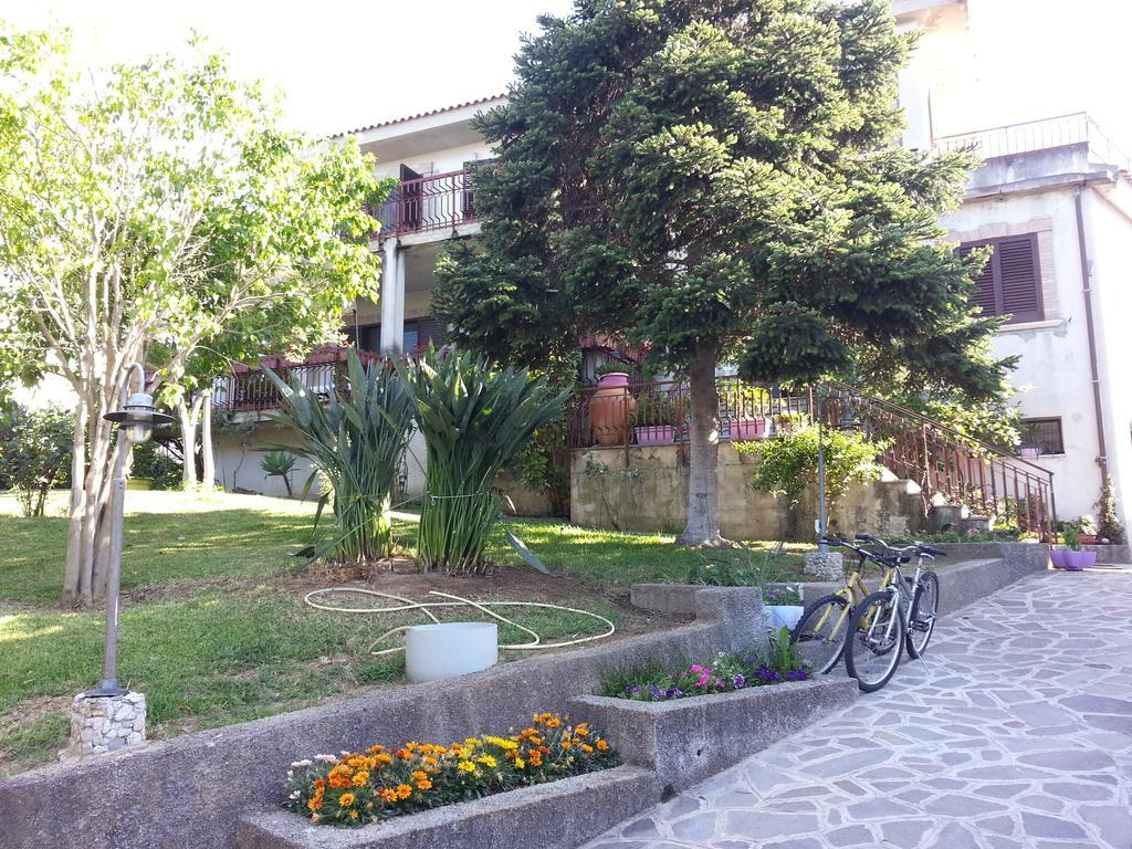 B&B Villa Francesca Соверато-Марина Экстерьер фото