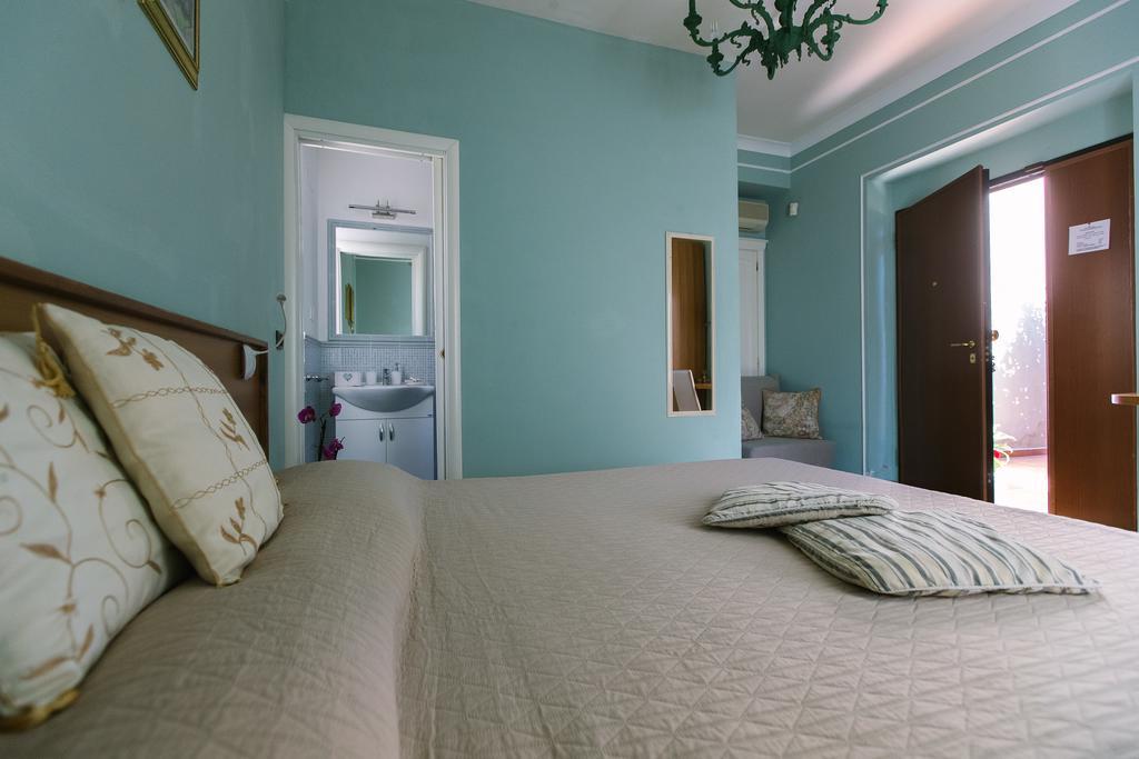 B&B Villa Francesca Соверато-Марина Экстерьер фото